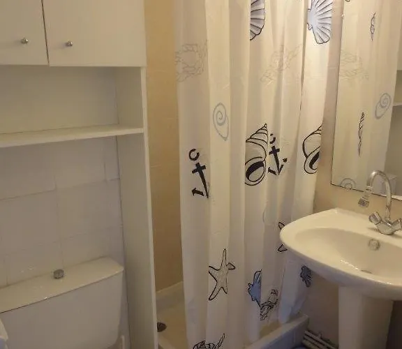 Terrasses De Rochelongue T2 Piscine Cap D Appartamento *